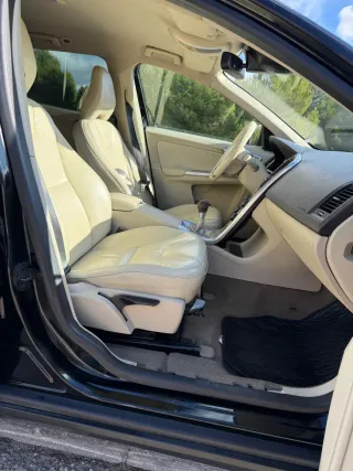 Volvo XC60 d5 2.4 215cv 6 vel 4x4