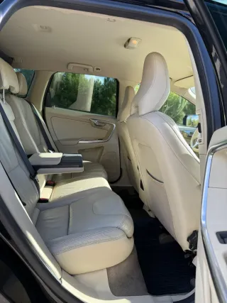 Volvo XC60 d5 2.4 215cv 6 vel 4x4