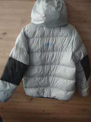 Cazadora Nike Air Max Gris y Negra