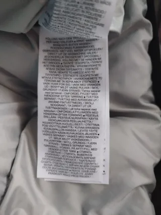 Cazadora Nike Air Max Gris y Negra