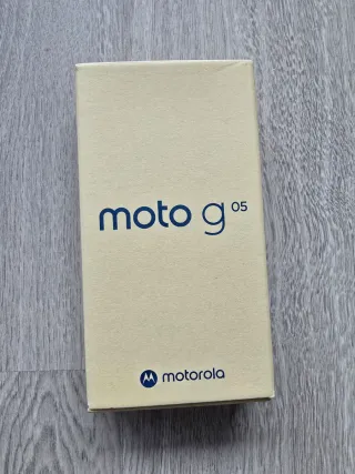 Motorola Moto G05 Caja