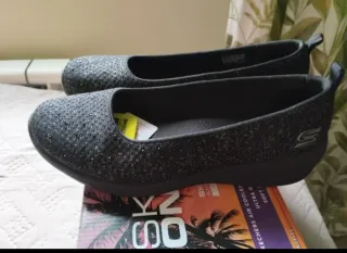 Bailarinas Skechers Talla 39 como nuevas