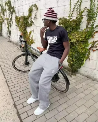 Pantalón deportivo Suvene gris