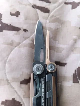 Leatherman MUT Multiherramienta