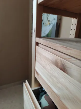 Estantería Ivar con cajones de madera