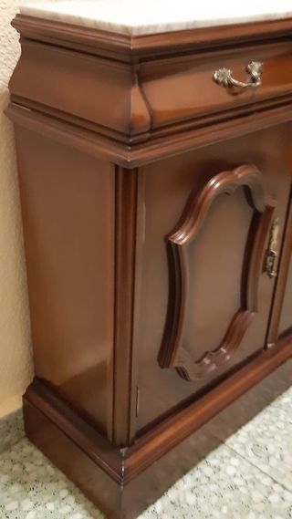 Aparador madera cerezo mármol, doble puerta cajon