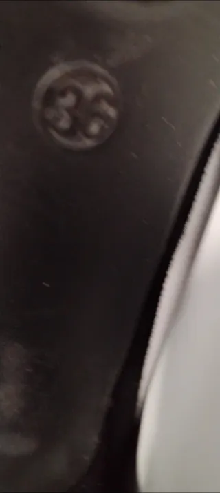 Botines de tacón negros