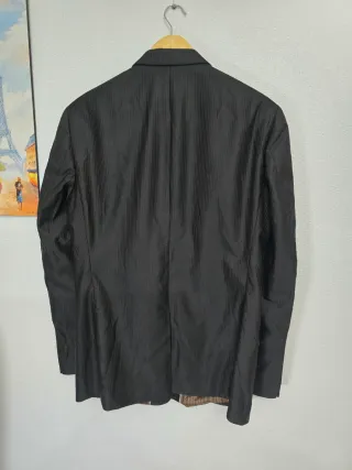 Americana hombre negra y marrón