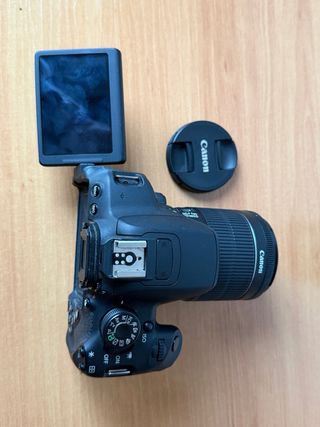 Canon EOS 700D + objetivos 18-55 y 55-250 STM IS