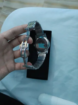 Reloj Aquatic Dorado y Azul