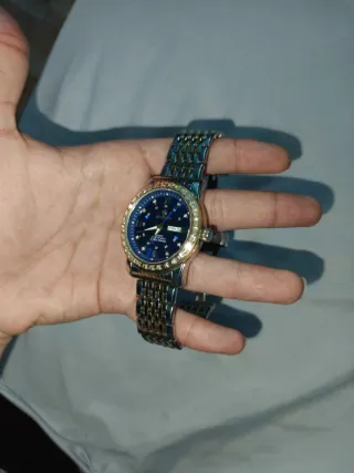 Reloj Aquatic Dorado y Azul