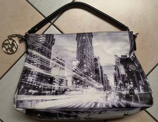 Borsa YNOT Milano L New York City