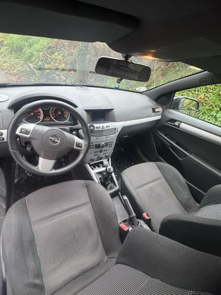 Opel Astra h 2005