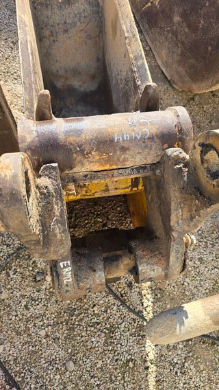 ERM2 ENGANCHE RAPIDO MIXTA CASE