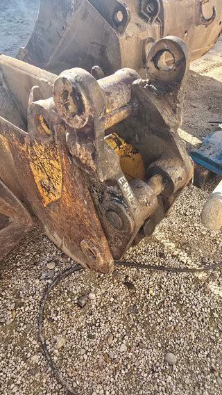 ERM2 ENGANCHE RAPIDO MIXTA CASE