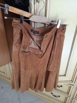 Gonna scamosciata marrone con cintura