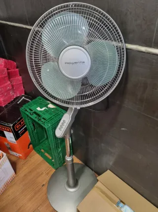 Ventilador de pie Rowenta ZENITUDE