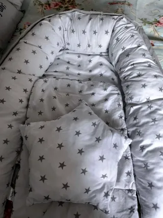 Reductor de cuna estrellas grises