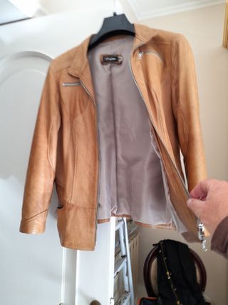 Giacca in pelle scamosciata marrone