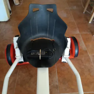Hoverboard con asiento y cargador