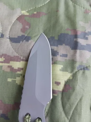 Navaja Gerber Bear Grylls Survival