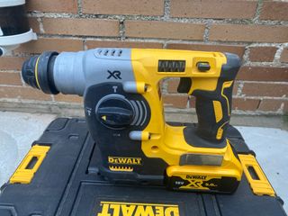 Martillo Percutor Dewalt DHC273 Batería