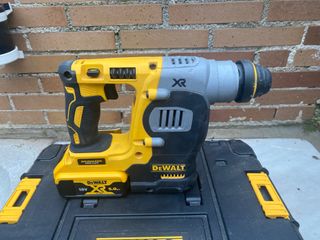 Martillo Percutor Dewalt DHC273 Batería
