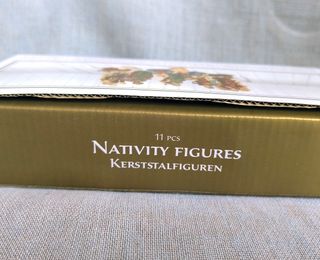 Presepe con 11 figure in resina (NUOVO)