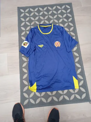 Camiseta árbitro comité azul y amarillo
