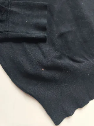 Chaqueta negra de punto