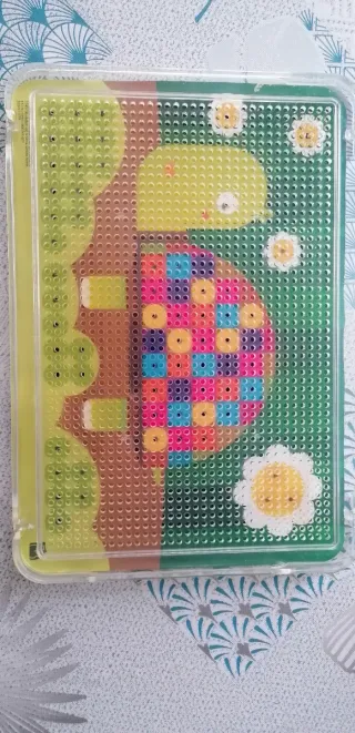 Juego pinchitos. Mosaico Animales.