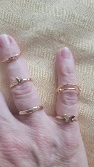 Lote Anillos Dorados y Plateados