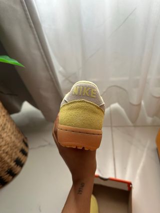 Zapatillas Nike Field General Amarillas