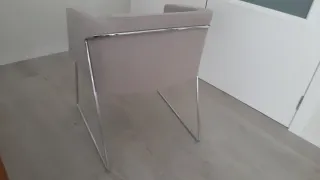 Sillas Diseño Beige y Plata