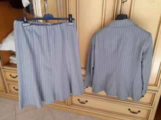 Completo Tailleur Gonna e Giacca Grigio Righe