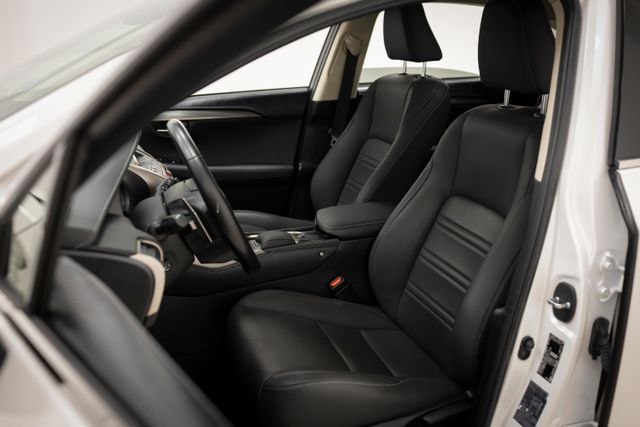 Lexus NX 2021