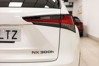 Lexus NX 2021
