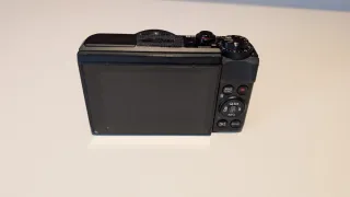 Canon PowerShot G7X Mark II