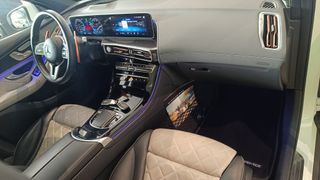 Mercedes-Benz EQC  2020