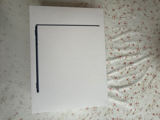 MacBook Air 15 M4 16GB 256GB 10 núcleos 2025