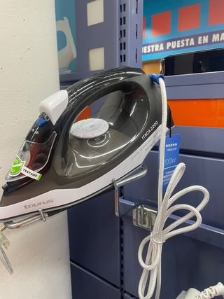 Plancha Vapor Taurus 2200W 110g/m