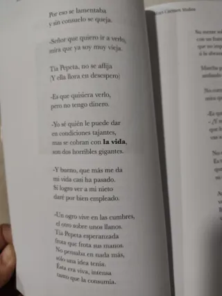 Los cuentos del abuelito (Edición en español)