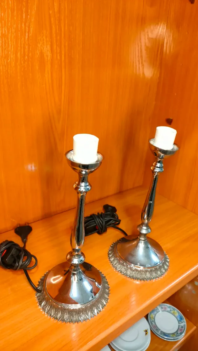 Coppia di Lampade da Tavolo Vintage 640513971