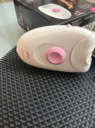 Cepillo alisador, depiladora y electroestimulador