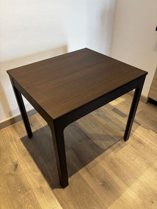 Mesa comedor extensible IKEA madera oscura