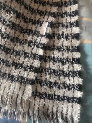 Bufanda grande marrón y blanca