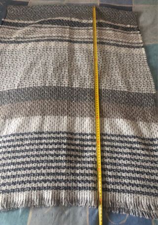 Bufanda grande marrón y blanca