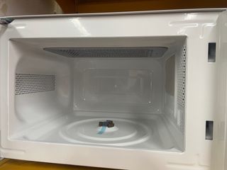 Microondas Kunft 20L 700W con Grill