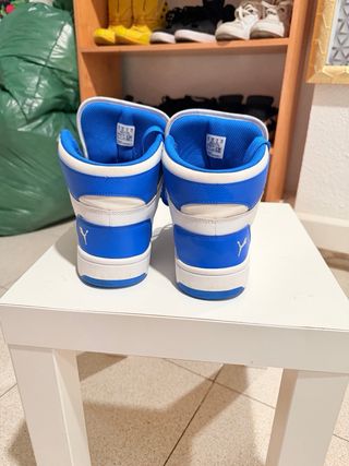 Zapatillas Puma Botín Azul y Blanco