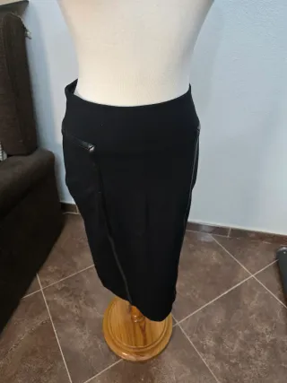Falda negra  larga